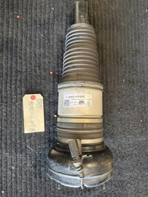 15-18 Porsche Macan 95B Front Left Airmatic Air Suspension Strut OEM 95B616039B - eBay image 1