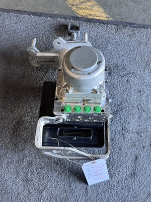 Gm ABS Brake Master Cylinder Booster Assembly OEM 85543472 - eBay image 1