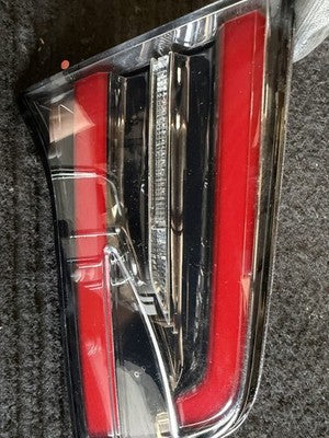 2016-2020 Tesla Model X Left Tail Light Assembly LED OEM 1034336/1034338 - eBay image 6