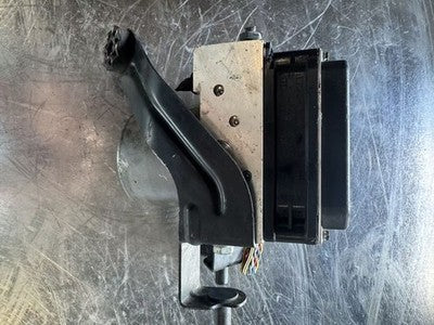 BMW E60 E61 E63 E64 ABS Dsc Hydraulic Pump Active Steering 34516768910 OEM - eBay image 3
