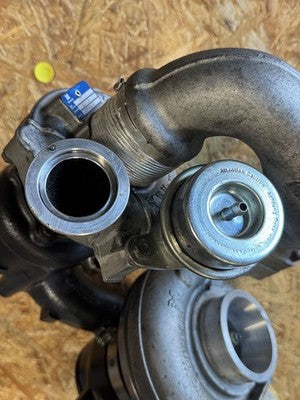 2006-2011 Iveco Daily Turbocharger Assembly 2.3L Diesel OEM 53039700498 - eBay image 3