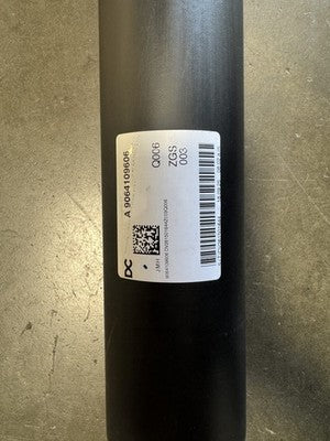 10-18 Mercedes-Benz Sprinter 2500 3500 144WB 3.0L RWD Rear Driveshaft OEM A9064109606 - eBay image 2