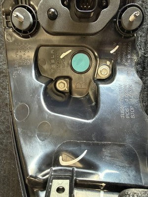 2016-2020 Tesla Model X Rear Right Tail Light Assembly OEM 1034333/ 1034335 - eBay image 5