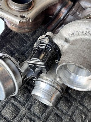 2012-2016 BMW F10 F30 328i 528i X1 X3 Z4 N20 2.0L Turbocharger OEM 7588938 - eBay image 2