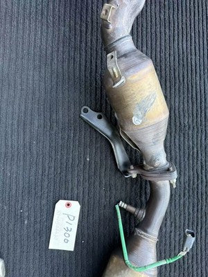 21-23 Toyota Tacoma 3.5L 4WD Rh Catalytic OEM 17140-0P420+17410-0P660 - eBay image 4