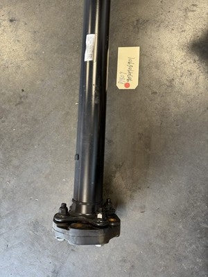 Mercedes-Benz Sprinter W907 W910 RWD 3-Piece Driveshaft OEM A9074106901 - eBay image 3
