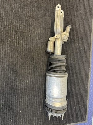 2022-2024 Rivian R1T Front Right Air Suspension Strut OEM C100002753-G - eBay image 9