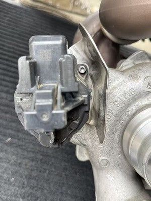 2017-2021 BMW 228i 230i M240i Turbocharger with Exhaust Manifold OEM 7643147 - eBay image 10