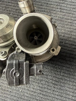 14-18 Maserati Ghibli Quattroporte 3.0L Right Turbocharger OEM 297710 - eBay image 6