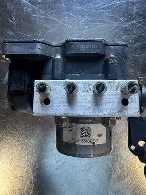 Mercedes-Benz W212 S212 C207 E-Class ABS Esp Brake Pump OEM A2124310848 - eBay image 1