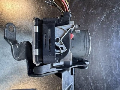 Audi A3 S3 8V ABS Pump Hydraulic Control Module OEM 8V0614517B - eBay image 1