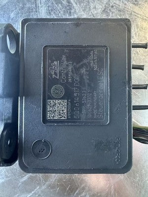 Volkswagen Audi ABS Pump Hydraulic Control Module OEM 5Q0614517DG 5Q0907379L - eBay image 6