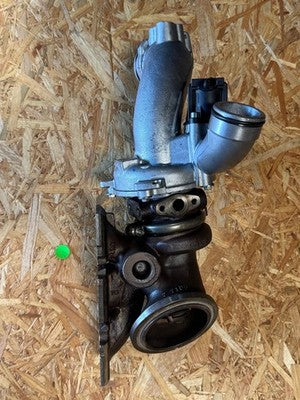 2015-2018 Mercedes-Benz C43 AMG Turbocharger Assembly Left OEM A2760903380 - eBay image 1