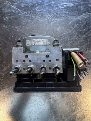 Volkswagen Audi ABS Pump Hydraulic Control Module OEM 5Q0614517DG 5Q0907379L - eBay image 2