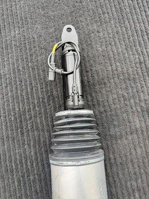 1PC 2005-11 Mercedes E55 E63 AMG CLS55 CLS63 Air Suspension Strut OEM 2113205438 - eBay image 6