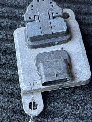 Mercedes-Benz BlueTEC NOx Sensor OEM A0009055106 Continental 5WK966841 9055100 - eBay image 7