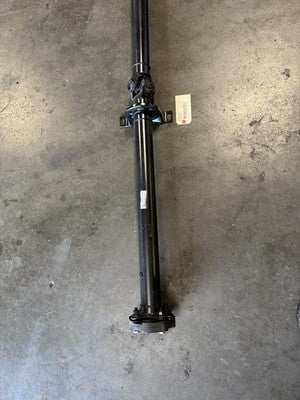 Mercedes-Benz Sprinter W907 W910 RWD 3-Piece Driveshaft OEM A9074106901 - eBay image 5