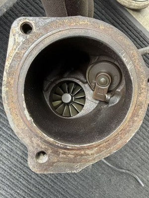 06-10 Volvo C70 Convertible Turbo Turbocharger W/ Exhaust Manifold OEM 30757112 - eBay image 7