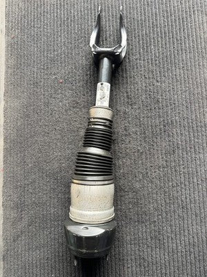 2013-19 Mercedes X166 GL450 GLS550 Front Right Air Suspension OEM 1663233100 - eBay image 1