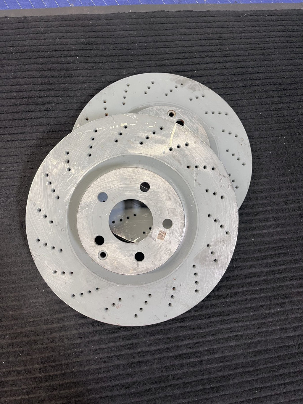 2010-2016 Mercedes-Benz E350 E400 E550 Front Drilled Rotors Pair OEM A0004211512 - eBay image 6