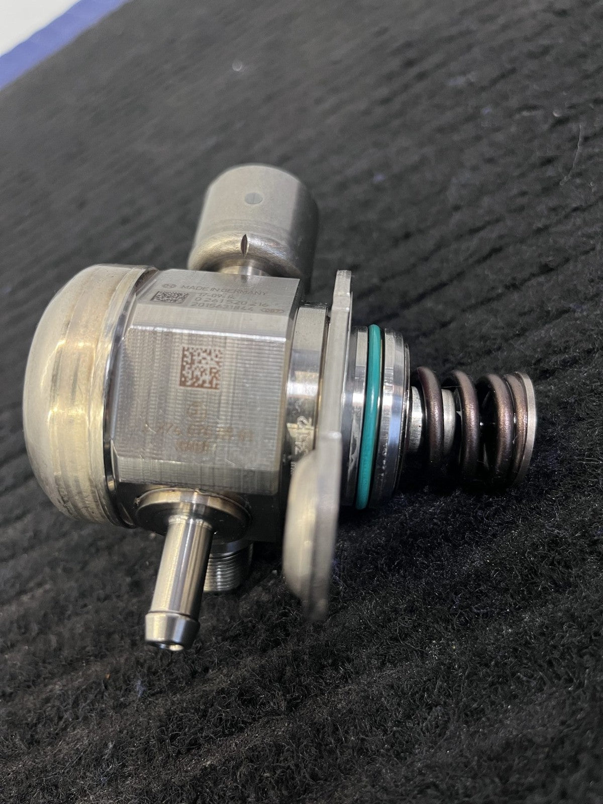 2015-2019 Mercedes-Benz C300 GLC300 E300 High Pressure Fuel Pump OEM A2740700501 - eBay image 2