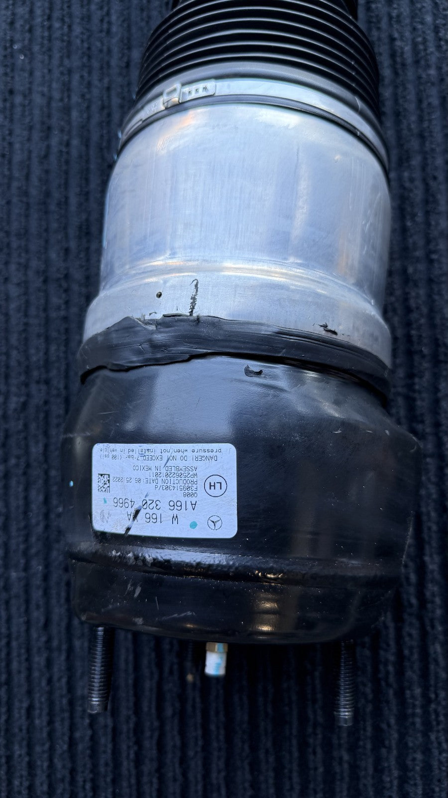 2013-2016 Mercedes GL450 GL550 X166 Front Left Air Suspension Strut A1663204966 - eBay image 4