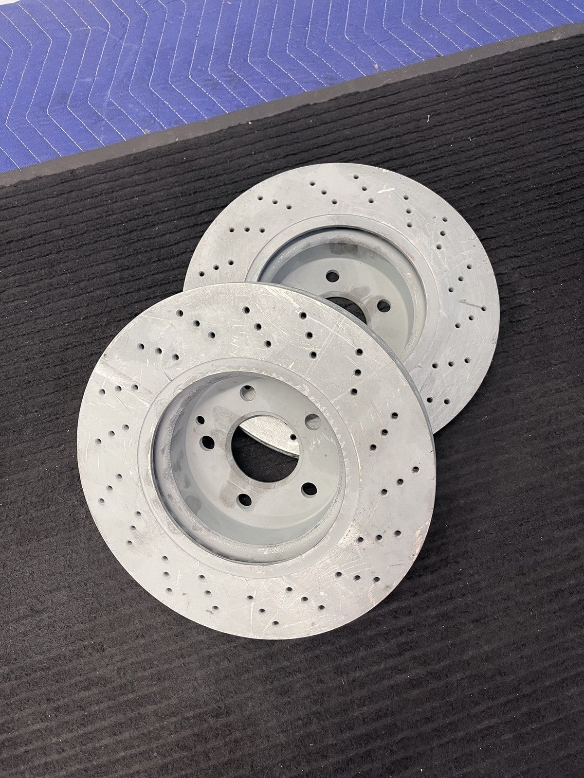 2003-2006 Mercedes-Benz SL500 R230 Front Drilled Brake Rotors Pair OEM A2304210412 - eBay image 4