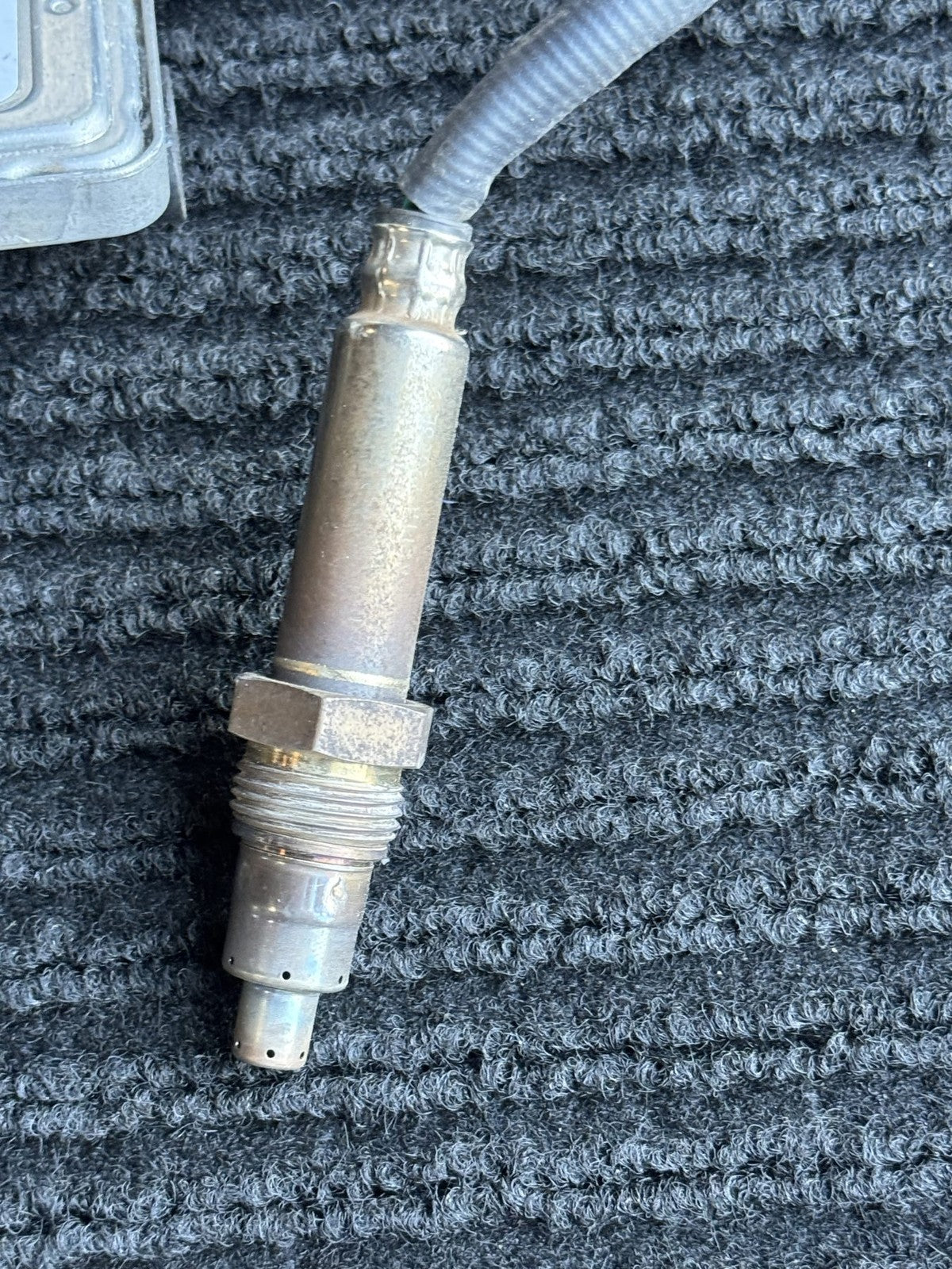 Mercedes-Benz BlueTEC Rear NOx Sensor OEM A0009057100 Continental 5WK96683A - eBay image 4