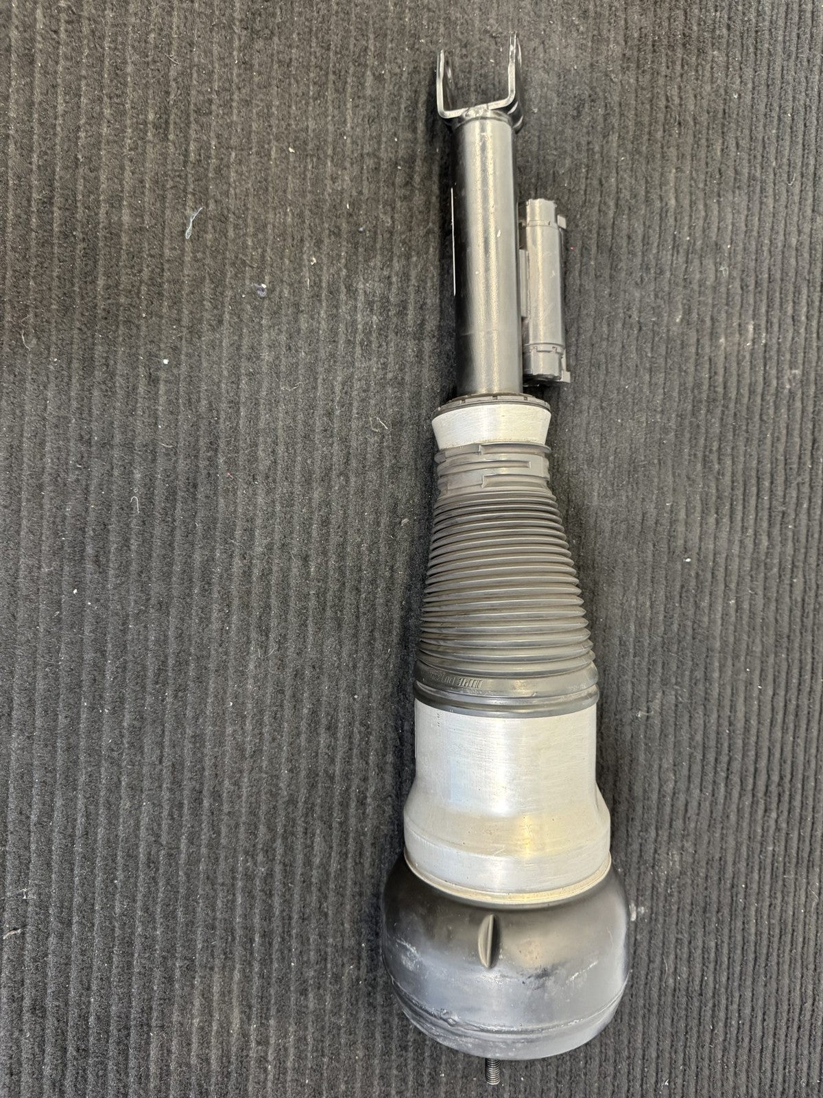 2014-2020 Mercedes-Benz S-Class W222 RWD Front Right Air Strut OEM A2223200200 - eBay image 9