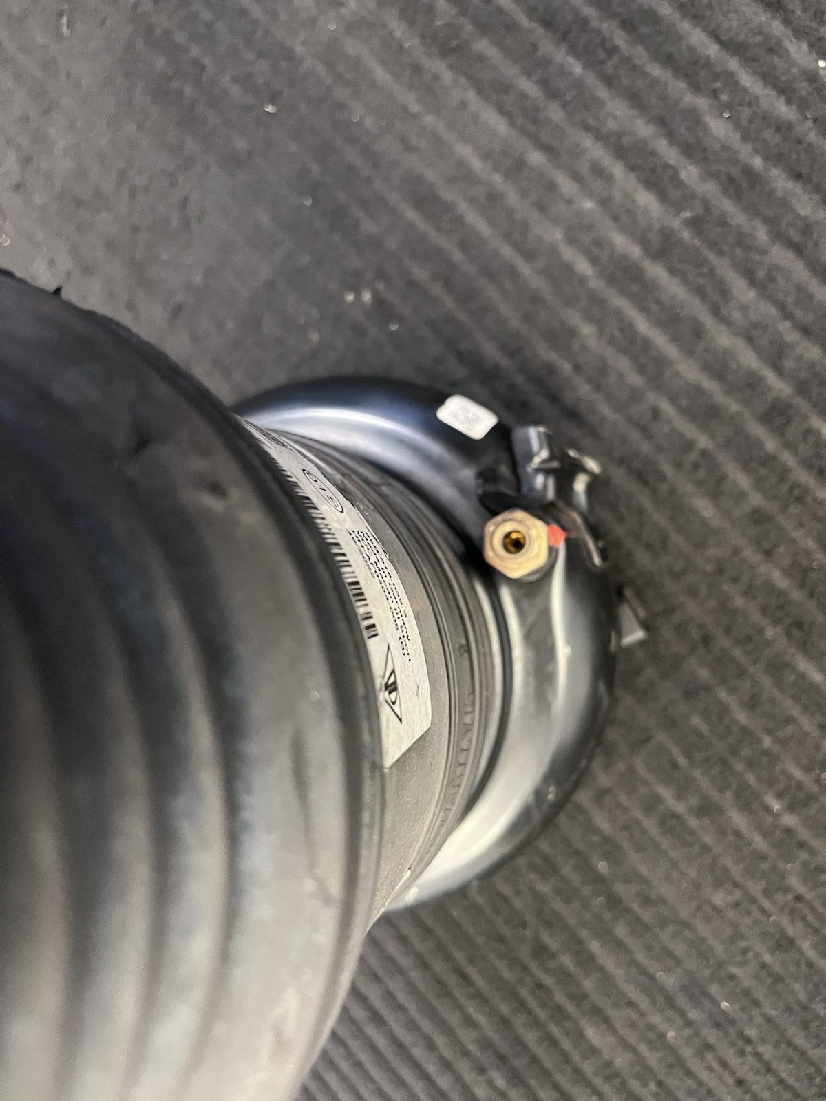 Porsche Macan 95B Front Air Suspension Strut Sport Pasm OEM 95B616039S - eBay image 6