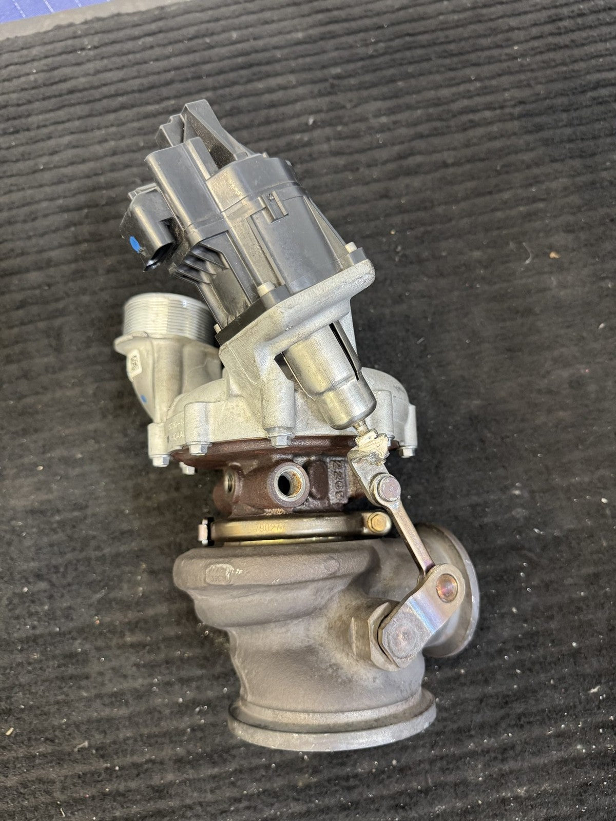 2018-2025 BMW M5 M8 X5M X6M 4.4L Rh Turbocharger OEM 11657852372 - eBay image 5