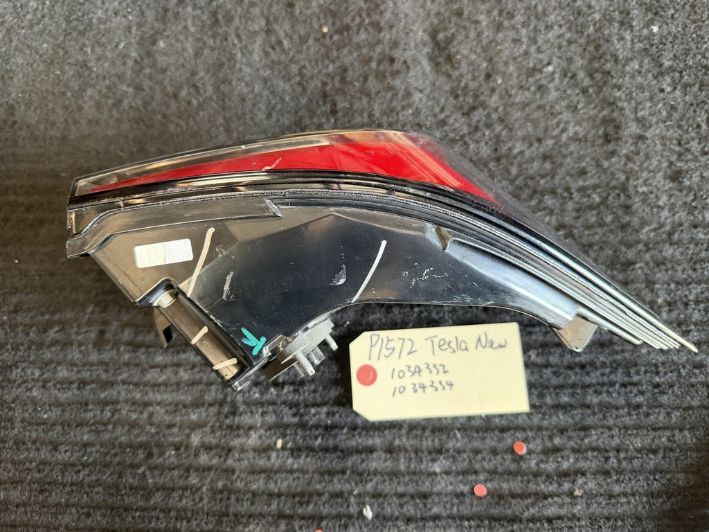 2016-2021 Tesla Model X Rear Left Tail Light Assembly OEM 1034334/1034332 - eBay image 6