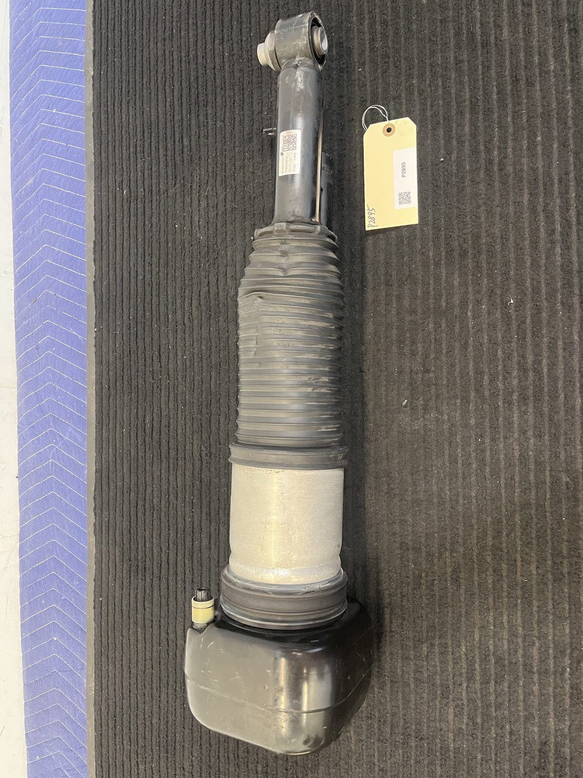 2018-2020 Rolls-Royce Phantom RR11 RR12 Rear Left Air Strut OEM 37106887563 - eBay image 1