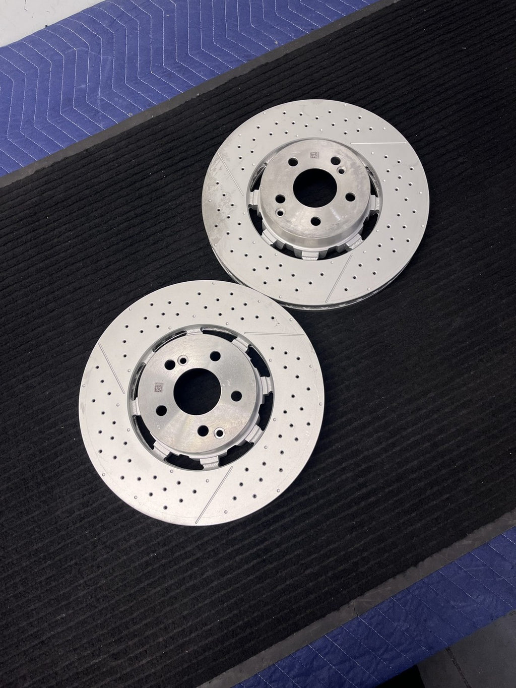 2008-2024 Mercedes-Benz C63 E63 CLS63 AMG Gt Front Rotors Pair OEM A2124210512 - eBay image 5