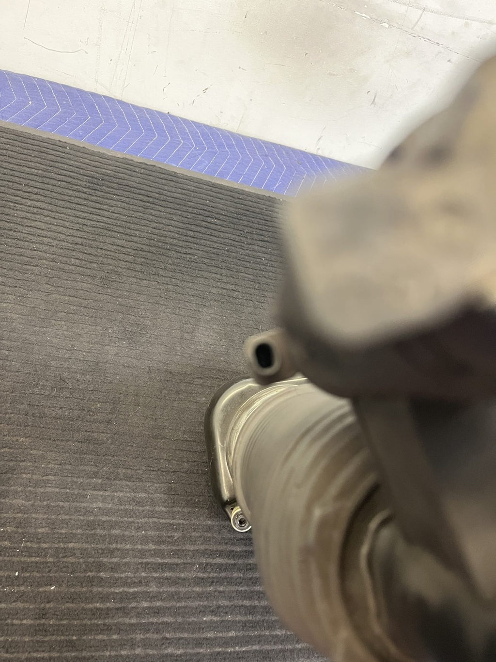 2018-2020 Rolls-Royce Phantom RR11 RR12 Rear Left Air Strut OEM 37106887563 - eBay image 11