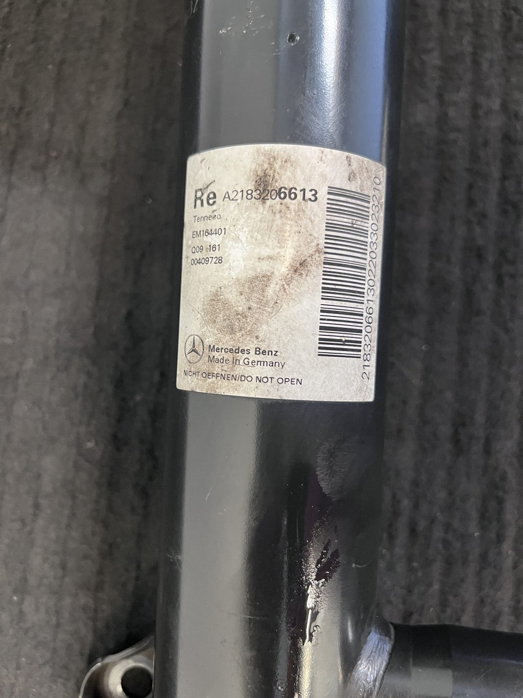 2012-2018 Mercedes-Benz CLS550 C218 Front Right Air Suspension Strut OEM A2183206613 - eBay image 2