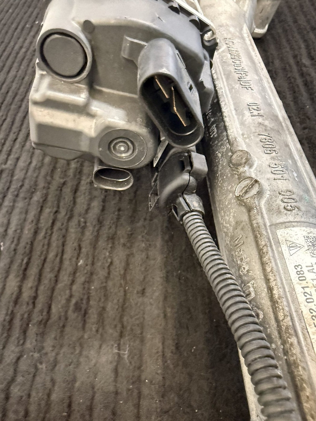 2020-2022 Porsche Taycan Electric Power Steering Rack OEM 9J1423051AL - eBay image 3