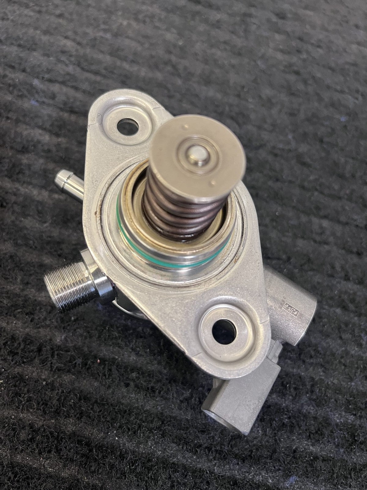 2015-2019 Mercedes-Benz C300 GLC300 E300 High Pressure Fuel Pump OEM A2740700501 - eBay image 6