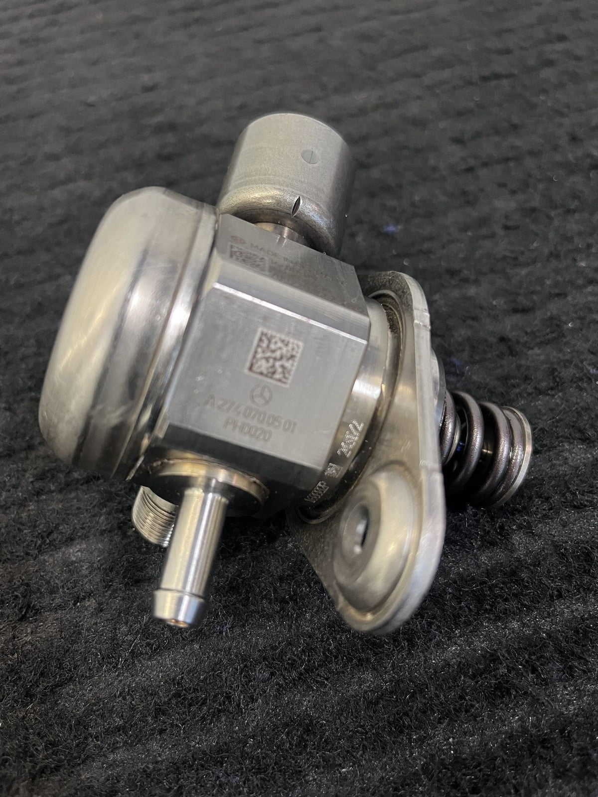 2015-2019 Mercedes-Benz C300 GLC300 E300 High Pressure Fuel Pump OEM A2740700501 - eBay image 2