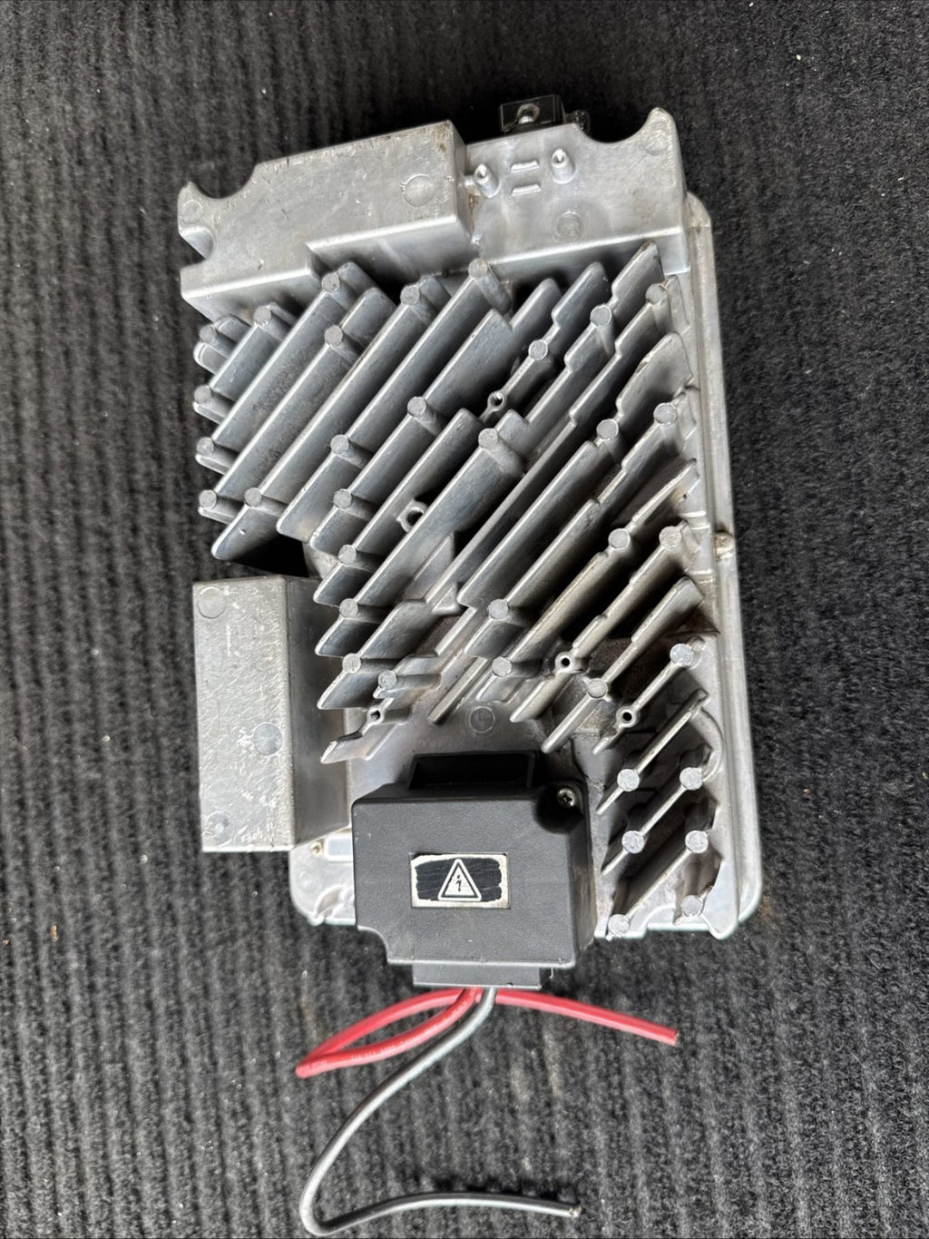 Lester Summit II 3681 36V 48V 650W Industrial Golf Cart Battery Charger OEM - eBay image 2