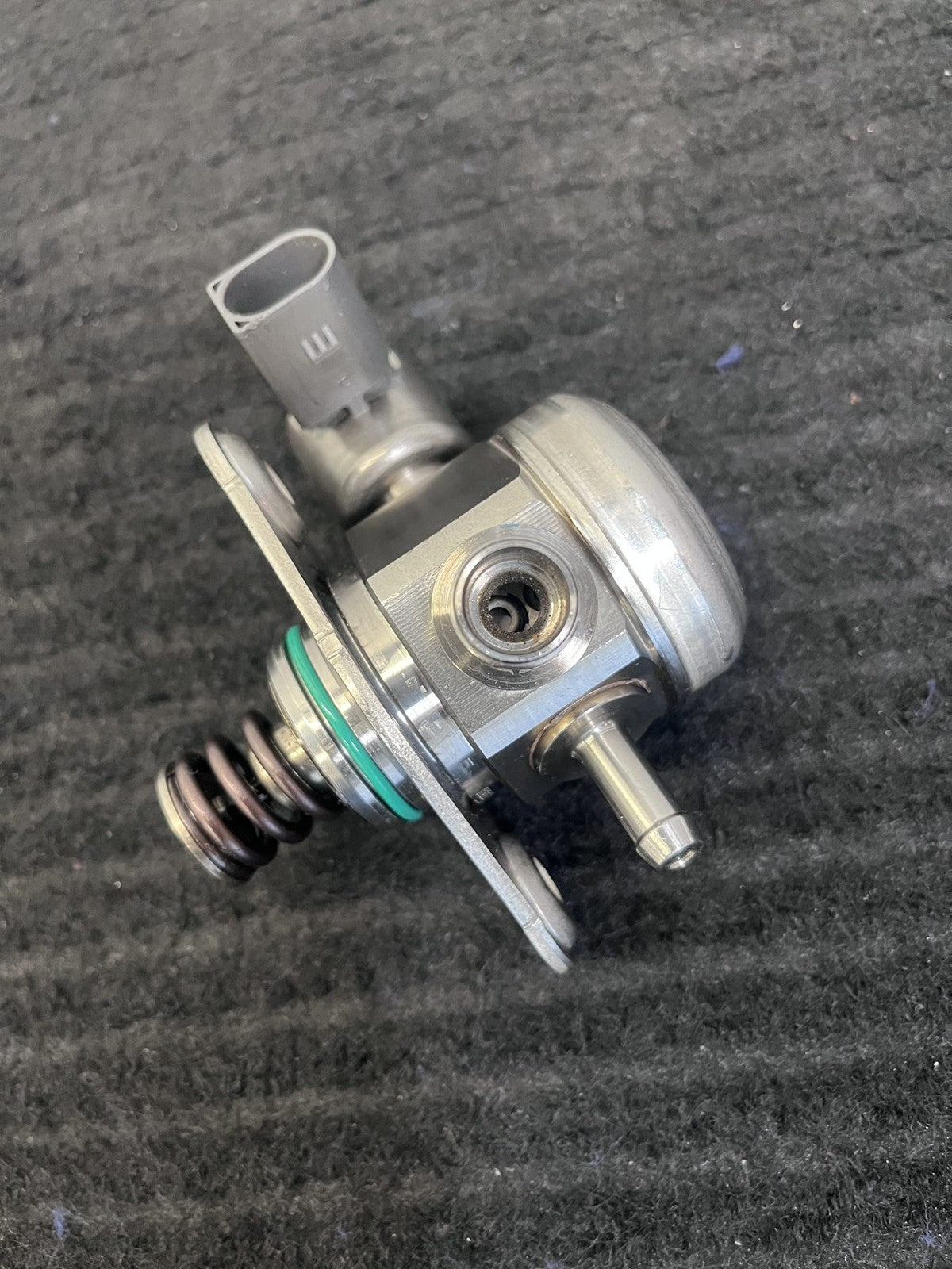 2015-2019 Mercedes-Benz C300 GLC300 E300 High Pressure Fuel Pump OEM A2740700501 - eBay image 4