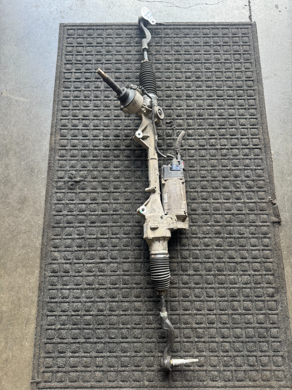 2014 Cadillac  Electric Steering Gear Power Rack ATS RWD Oem 23142349 - eBay image 1