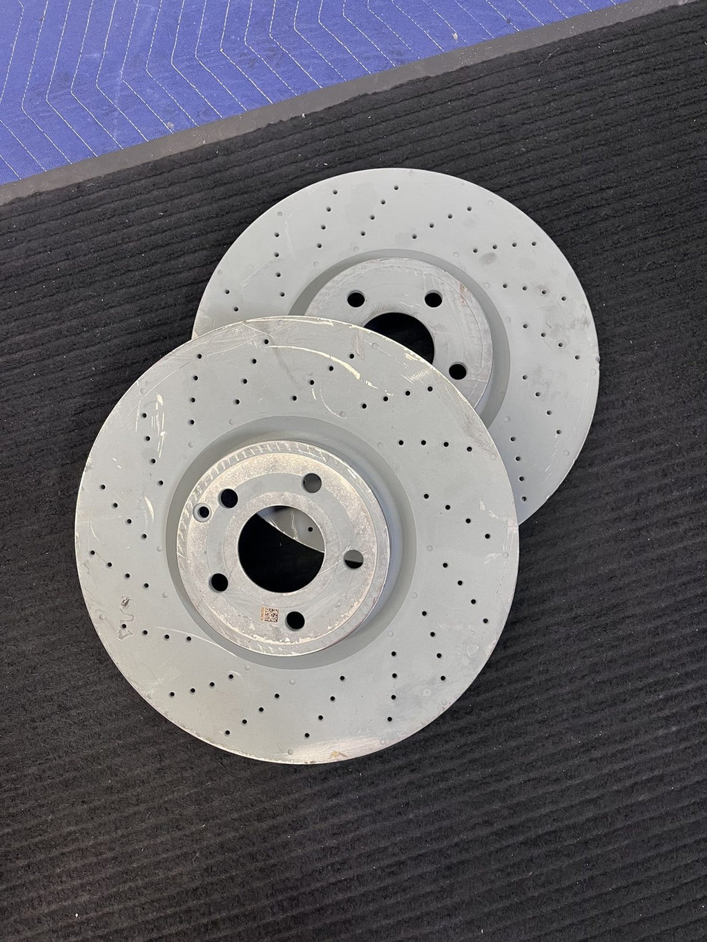 2013-2020 Mercedes-Benz SL400 SL450 SL550 Front Drilled Rotor Pair OEM A2314211312 - eBay image 6
