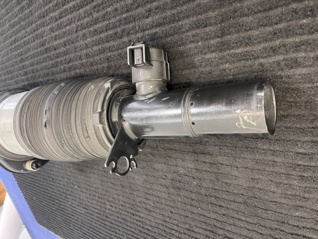 2019-2025 BMW X7 G07 Front Right Air Suspension Strut OEM 37106869036 - eBay image 8