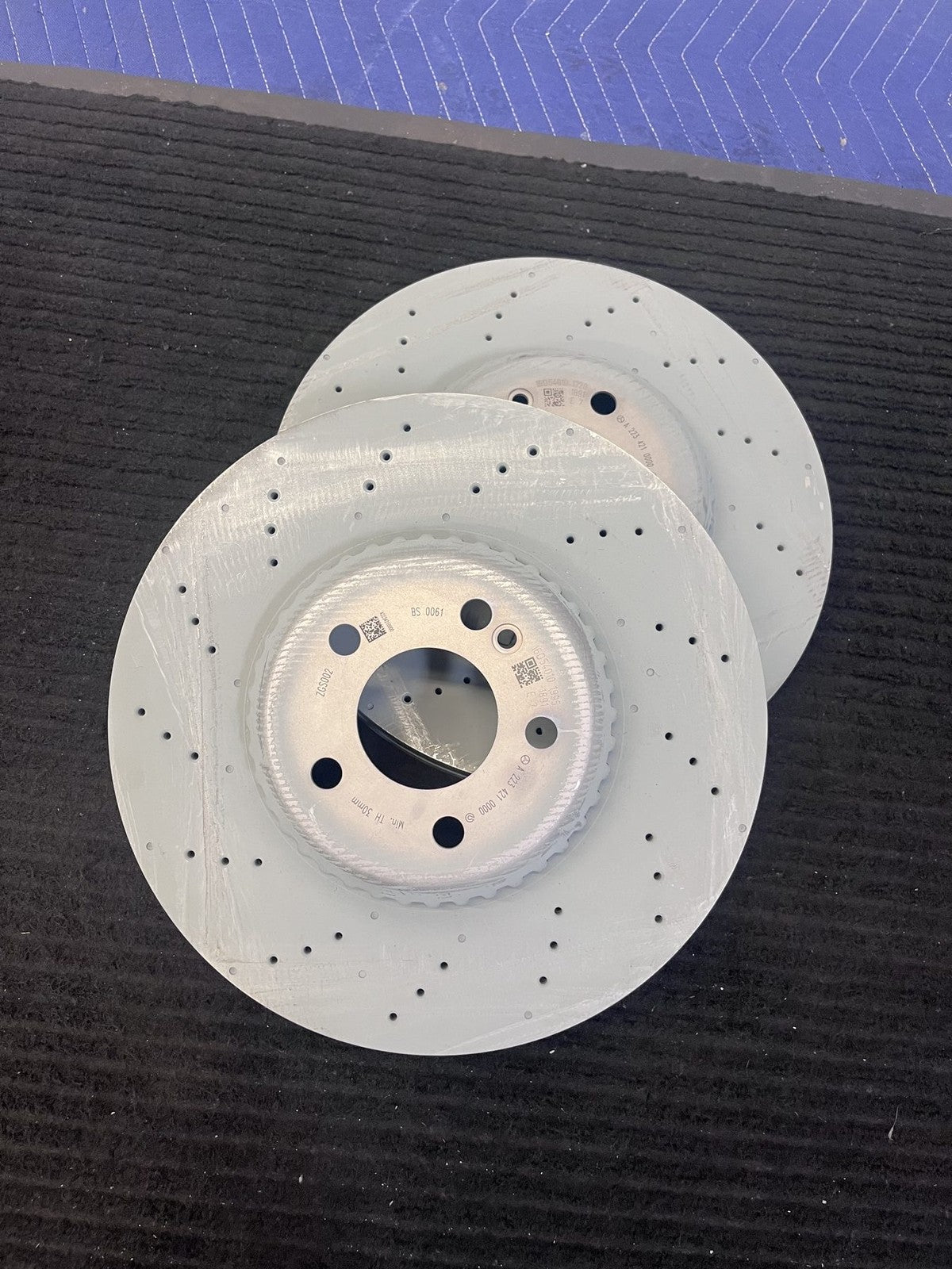 2022-26 C300 2023-26 C43 2024-26 CLE300 Front Rotor Pair OEM A2234210000 - eBay image 3