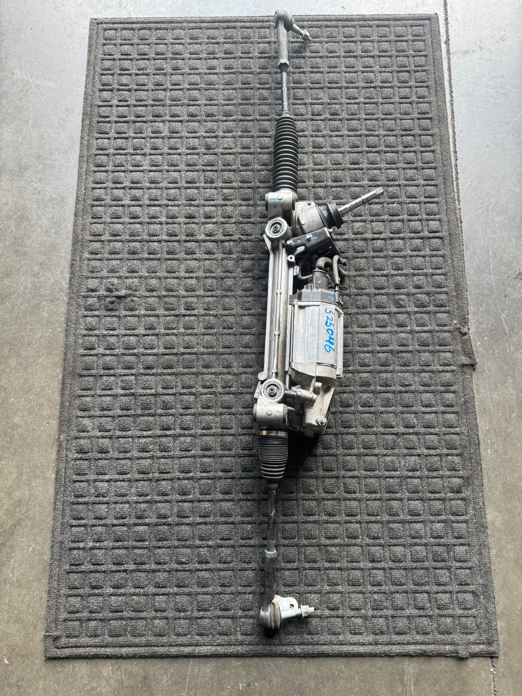 2015 2016 Chevrolet Cruze Steering Rack and Pinion OEM P13413955 7817974106 - eBay image 1