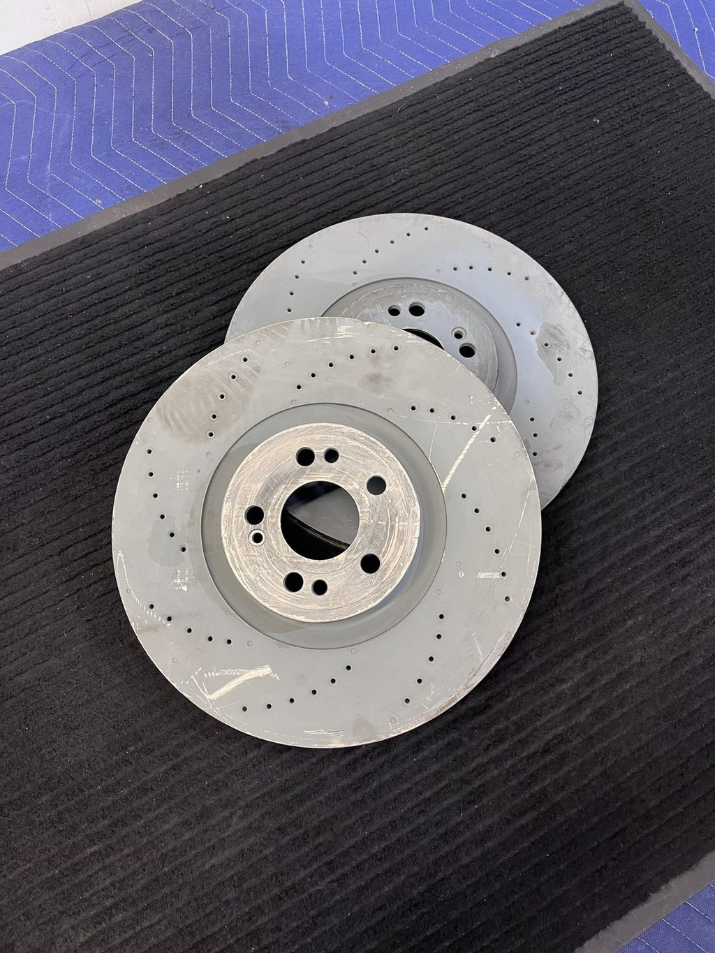 2020-2025 Mercedes-Benz Gle Gls Front Drilled Brake Rotors Pair OEM A1674211001 - eBay image 2