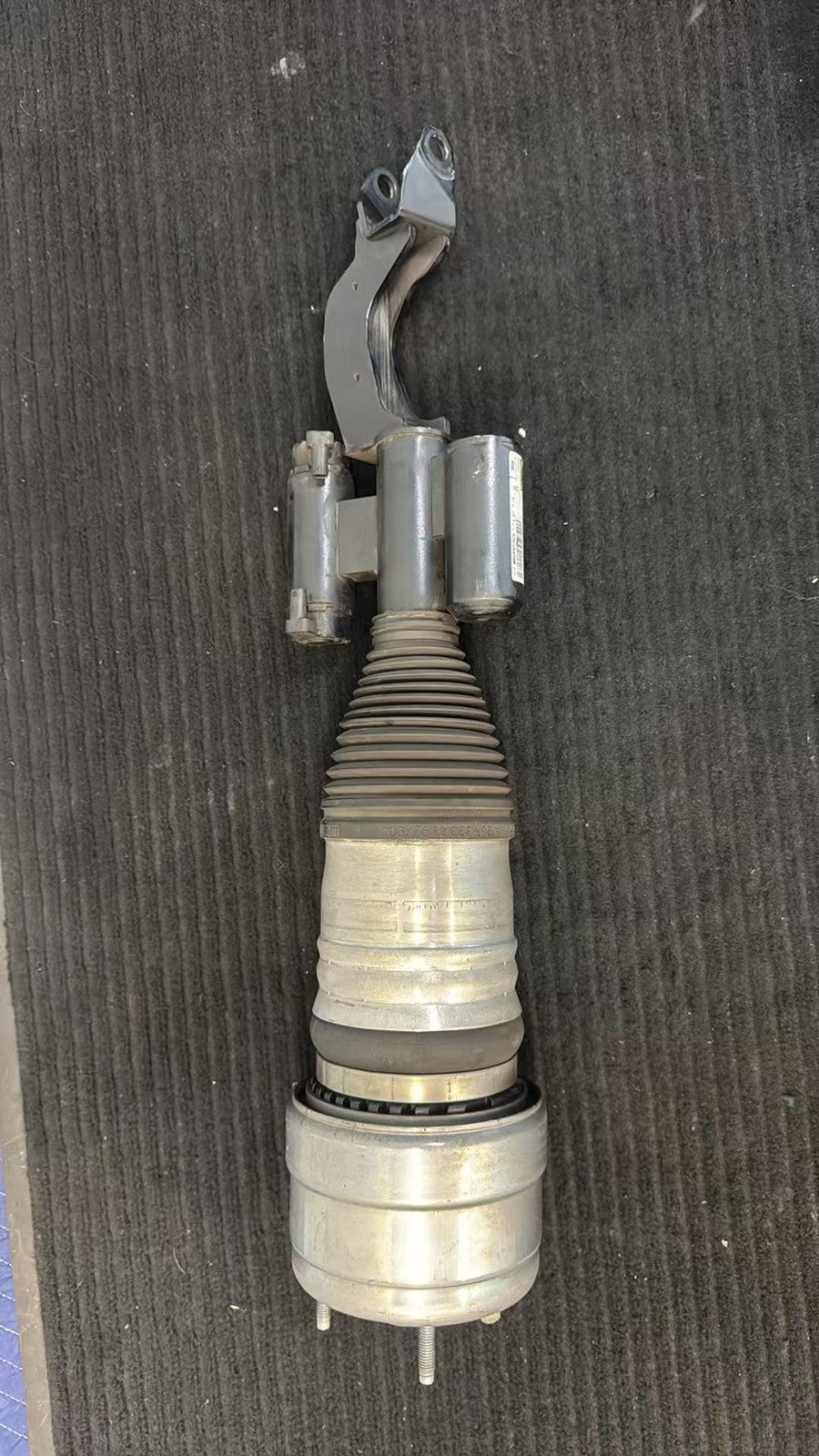 18-20 Mercedes-Benz AMG E63 S W213 Front Right Air Suspension Strut OEM A2133201602 - eBay image 6