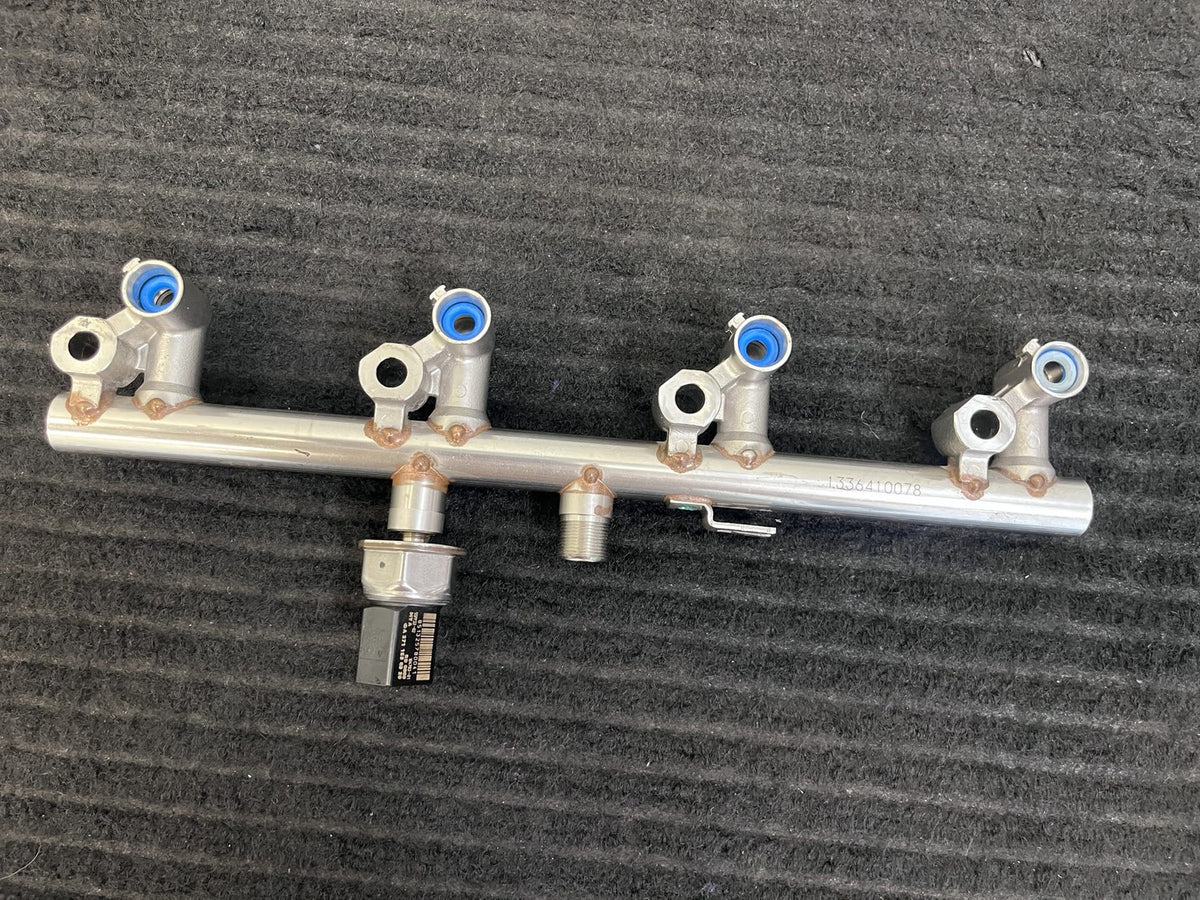 2012-2015 Mercedes-Benz C250 SLK250 M271 Gasoline Fuel Rail OEM A2710705495 - eBay image 3