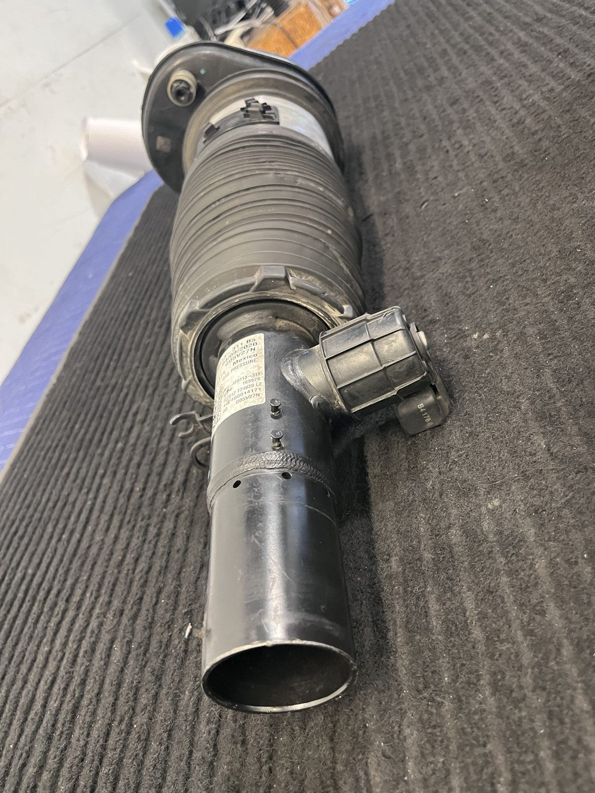 2019-2025 BMW X5 X6 G05 G06 Front Left Air Strut OEM 37106892425 78315615 - eBay image 7